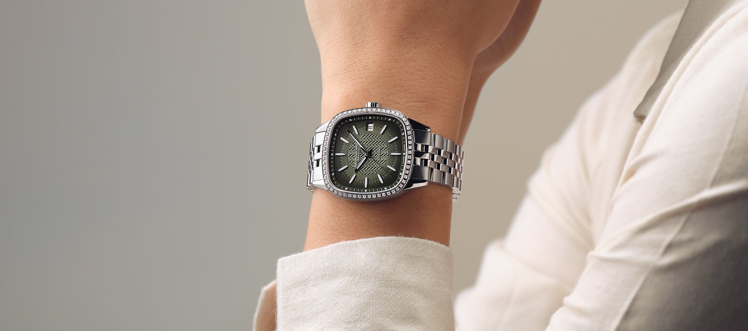 Freelancer Ladies Automatic Green Dial Bracelet Watch