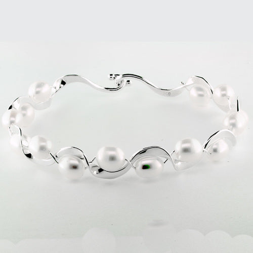 Tom Kruskal Wavy Pearl Bracelet